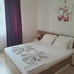 Apartment Breeze